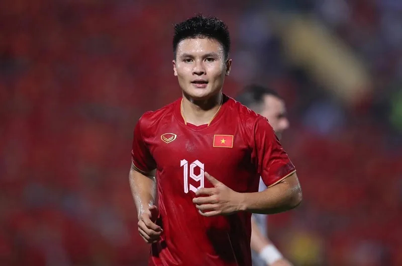 Cầu thủ Quang Hải là ai?