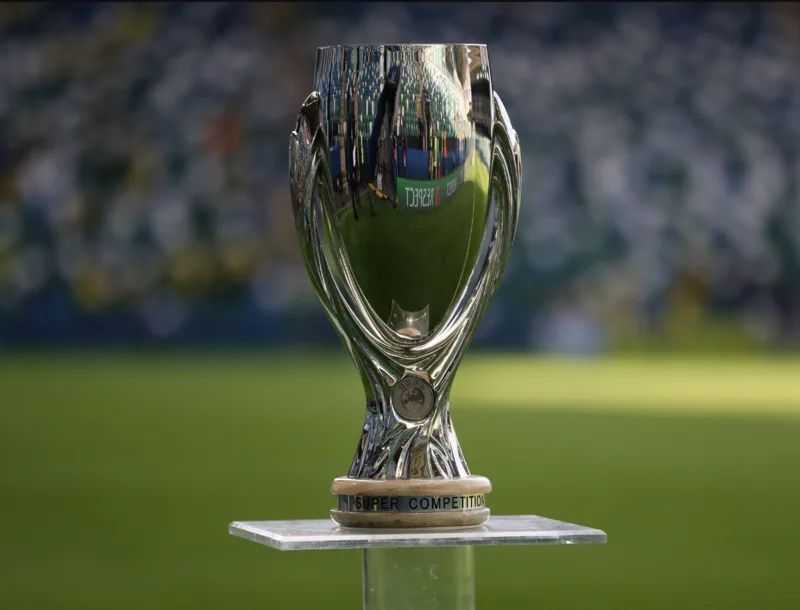 UEFA Super Cup là trận đấu danh giá giữa hai nhà vô địch hàng đầu bóng đá châu Âu.